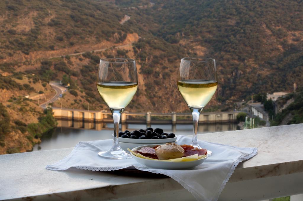Hotel Parador Santa Catarina 米兰达·杜·杜罗 外观 照片